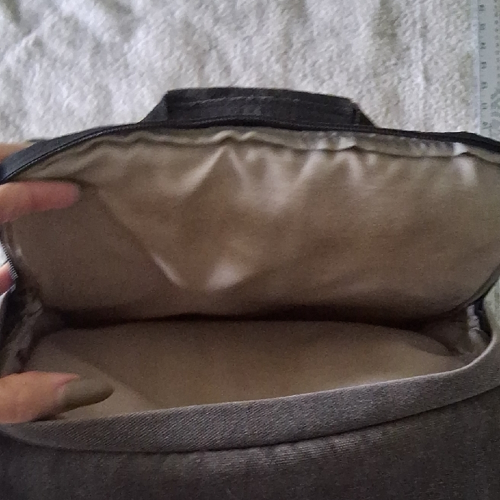 Stylish Gray Canvas Camera  Backpack - Picture 8 of 11
